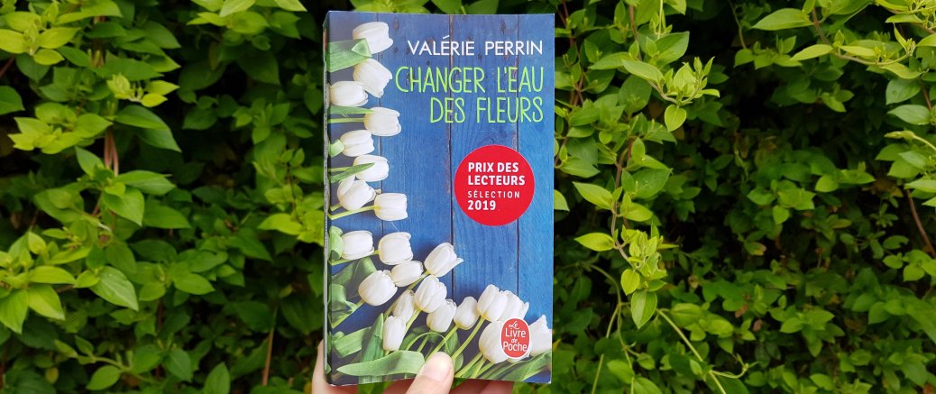 CHANGER L'EAU DES FLEURS